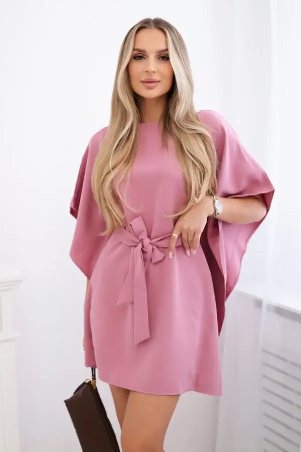 Trumpa surišama suknelė - svalvų pasirinkimas