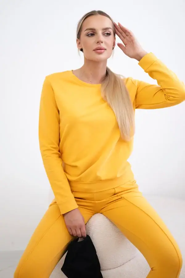 Sportinio kostiumo komplektas - spalvų pasirinkimas