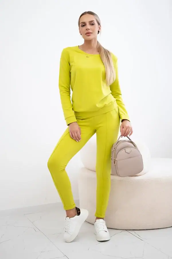 Sportinio kostiumo komplektas - spalvų pasirinkimas