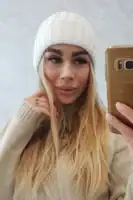 Stilinga kepuraitė Ariana - spalvų pasirinkimas