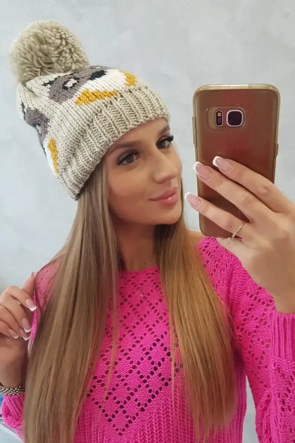 Moteriška kepurė Owl - spalvų pasirinkimas