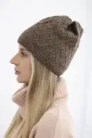 Stilinga vilnonė kepurė - spalvų pasirinkimas