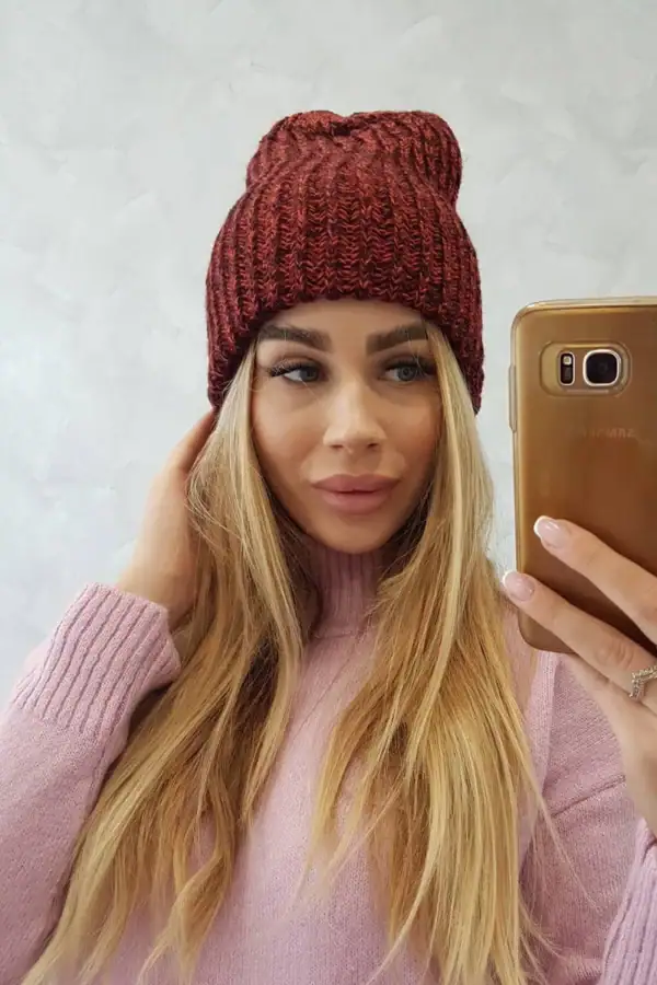 Moteriška kepurė Delia - spalvų pasirinkimas