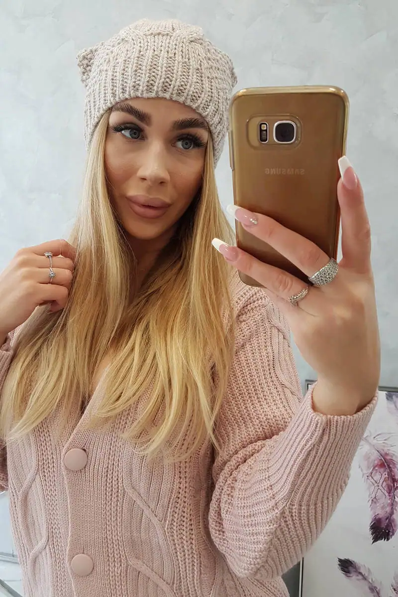 Vilnonė kepurė Karolina - spalvų pasirinkimas