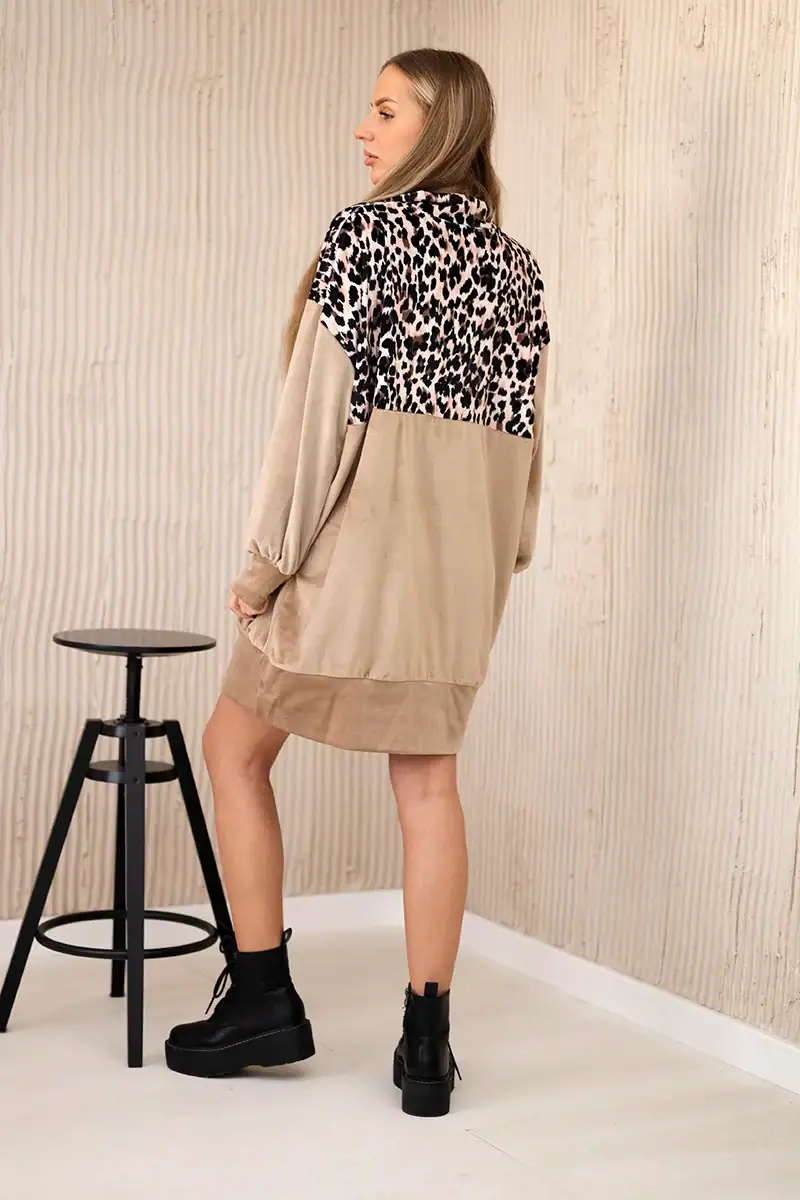 Velūro suknelė su leopardo raštu - spalvų pasirinkimas