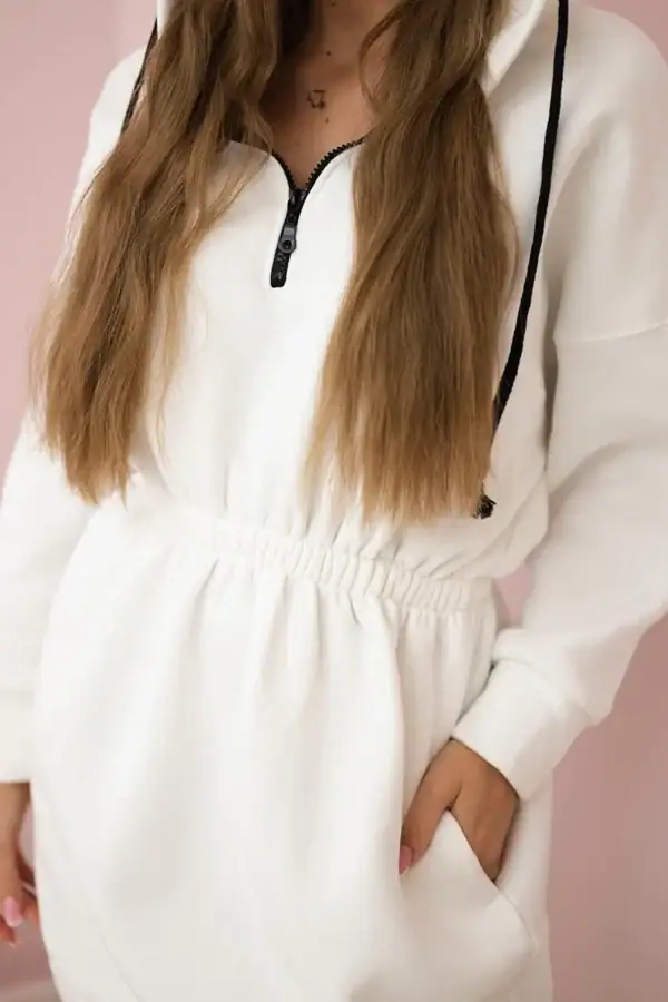 Pašiltinta suknelė su gobtuvu - spalvų pasirinkimas