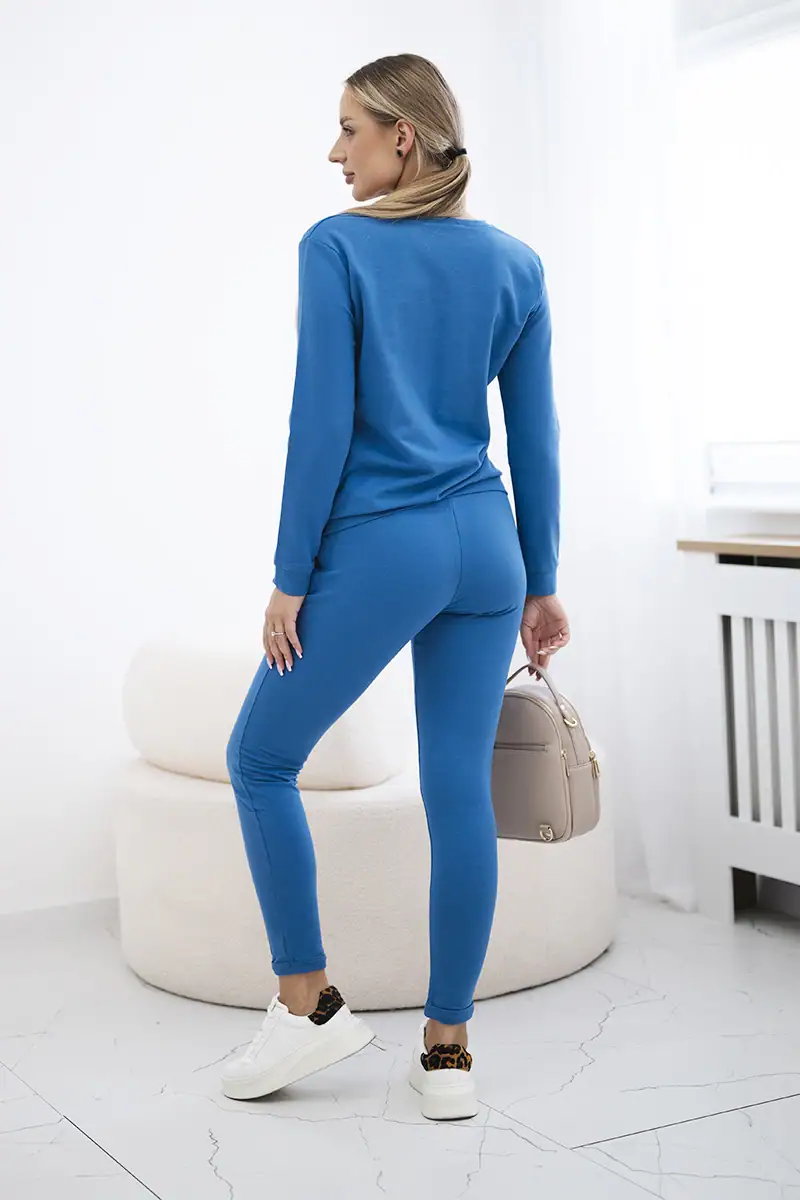 Sportinio kostiumo komplektas - spalvų pasirinkimas