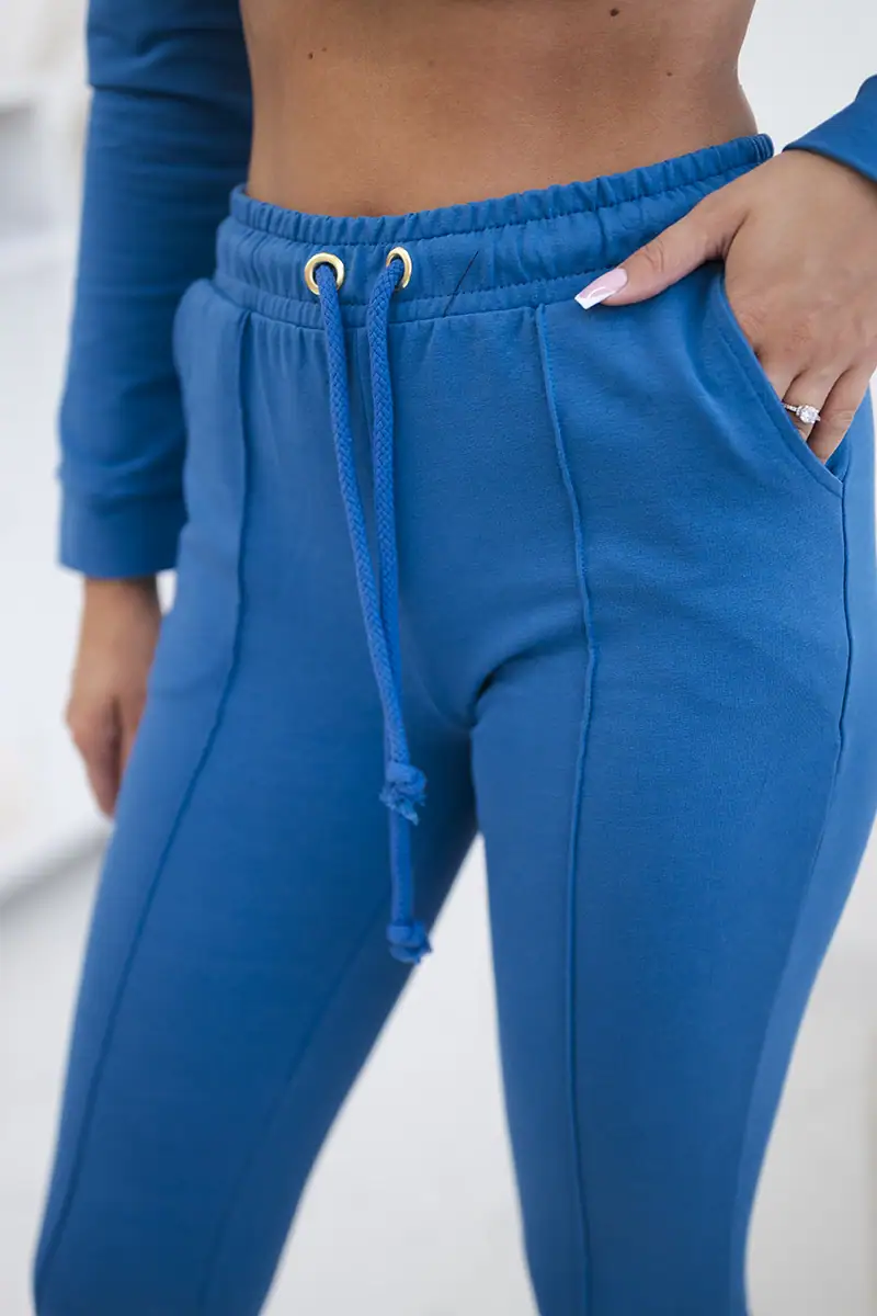 Sportinio kostiumo komplektas - spalvų pasirinkimas