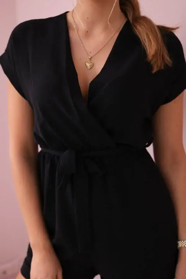 Trumpas kombinezonas surišamas ties juosmeniu - spalvų pasirinkimas