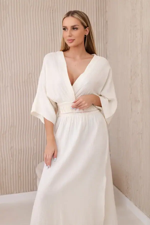 Muslino suknelė su siuvinėjimais ties juosmeniu - spalvų pasirinkimas