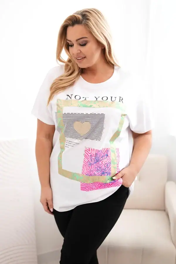 Plus Size marškinėliai su auksiniu užrašu - juoda