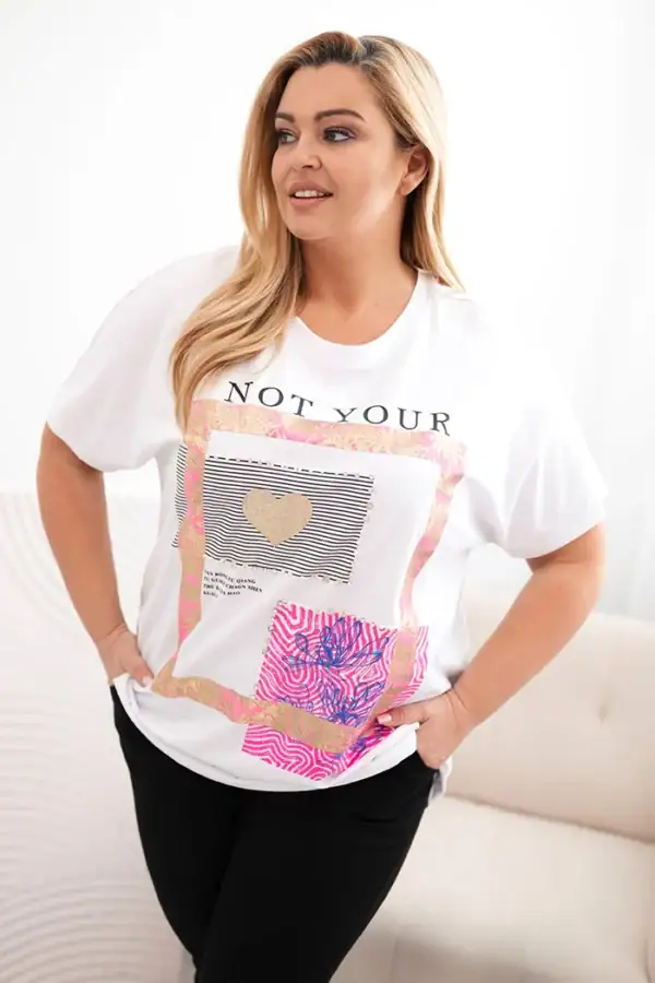 Plus Size marškinėliai su auksiniu užrašu - juoda